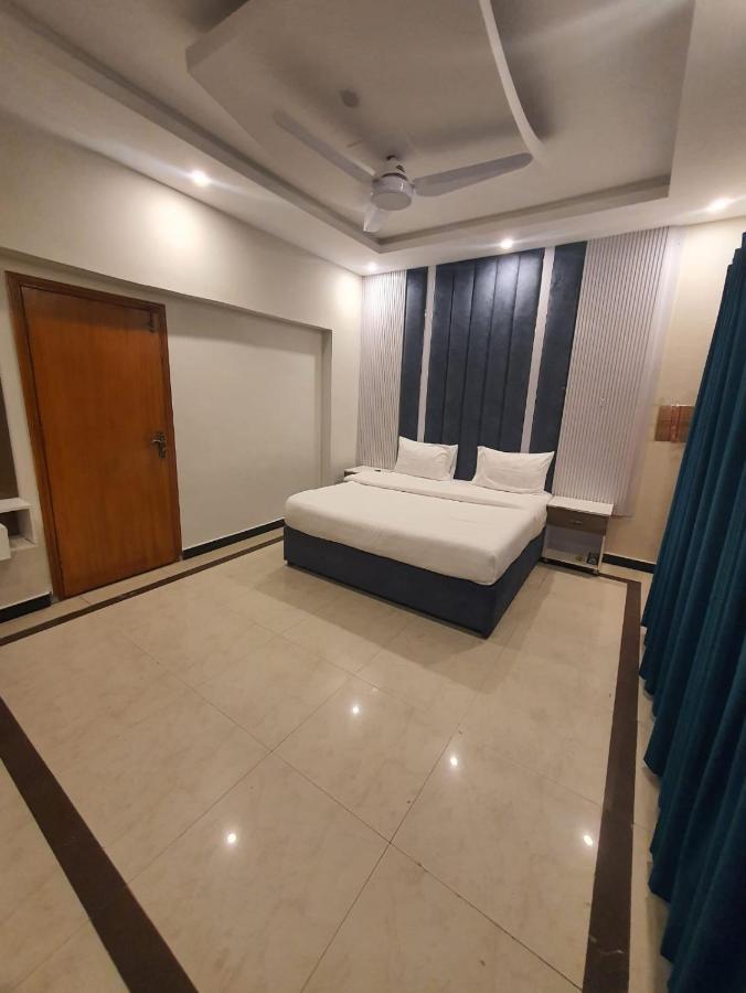 Rose Valet Guest House Исламабад Екстериор снимка